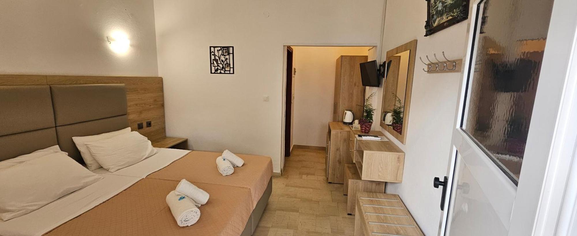 Aparthotel Nychterida
